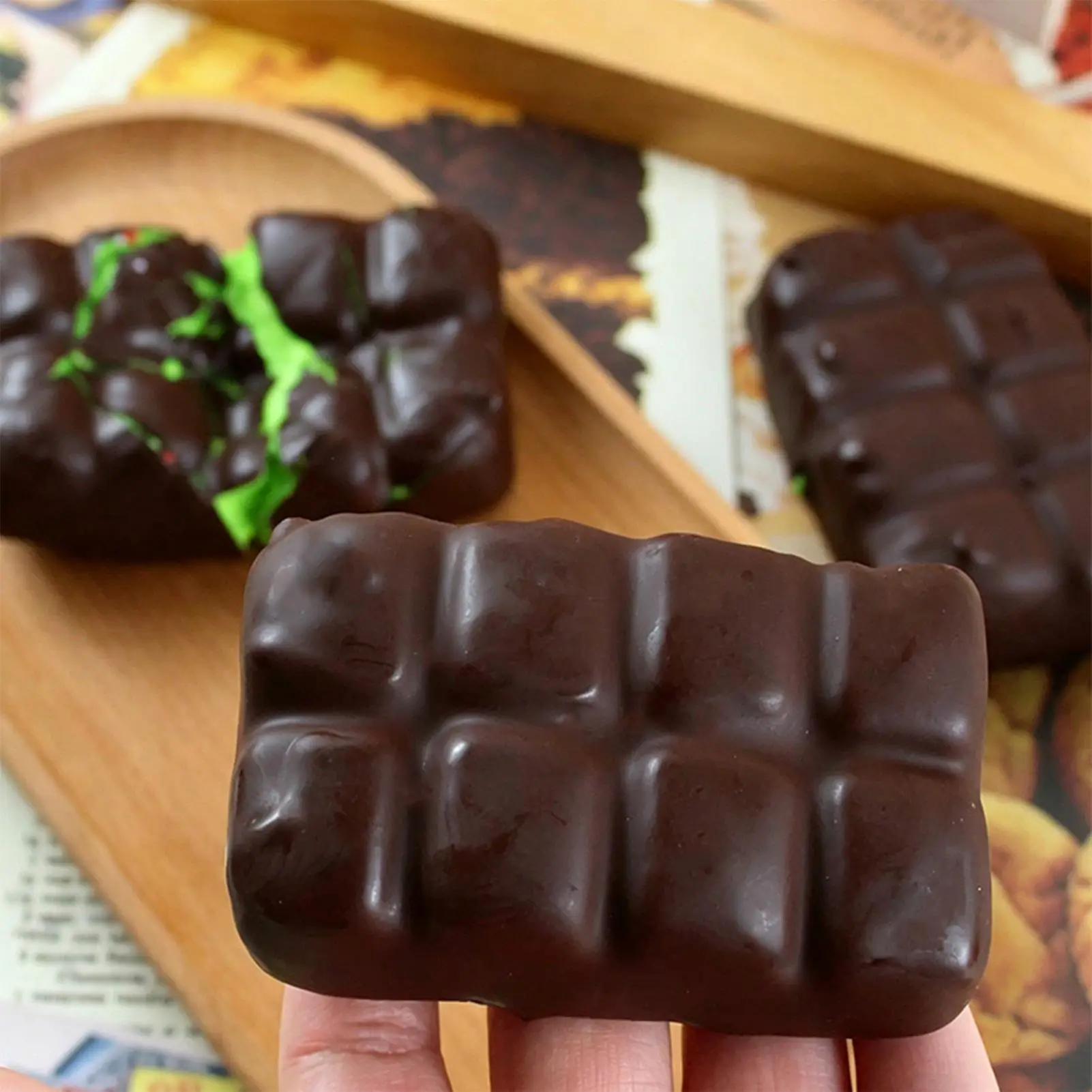 Chocolate Squeeze Toy Crispy Chocolate Wax Cracking Stress Ball Soft Realistic Food Squeeze Fidget Toy For Teens Adults Home